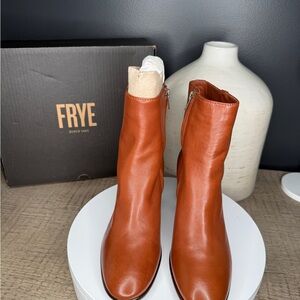 Frye Women's Brown Leather Ankle Boots